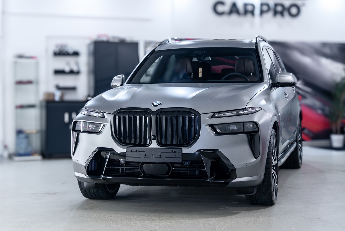 BMW X7 v matnej PPF fólii CarPro Immortal — fotografia 7