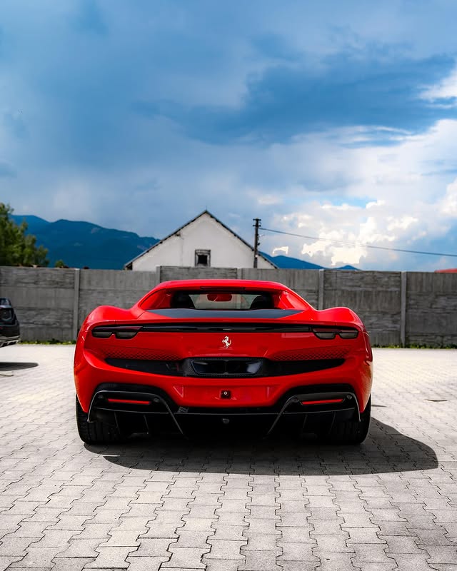 Ferrari 296 GTB po aplikácii PPF fólie — fotografia 3