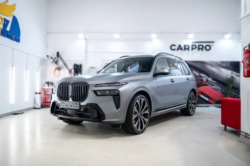 BMW X7 s aplikovanou PPF fóliou