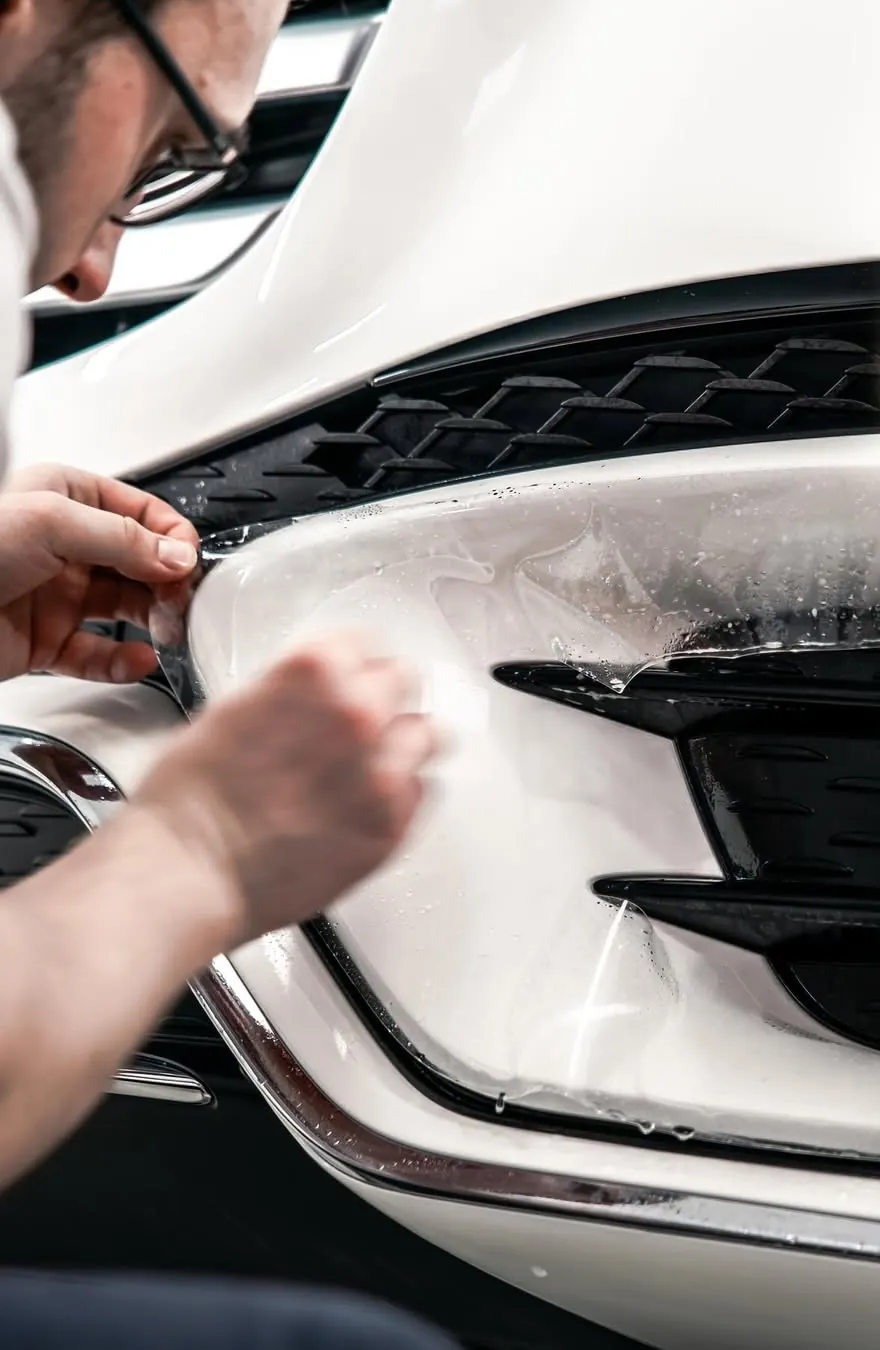 Aplikácia ochrannej fólie CarPro Immortal na Mercedes-Benz GLS 450 v štúdiu 2JZ Detailing